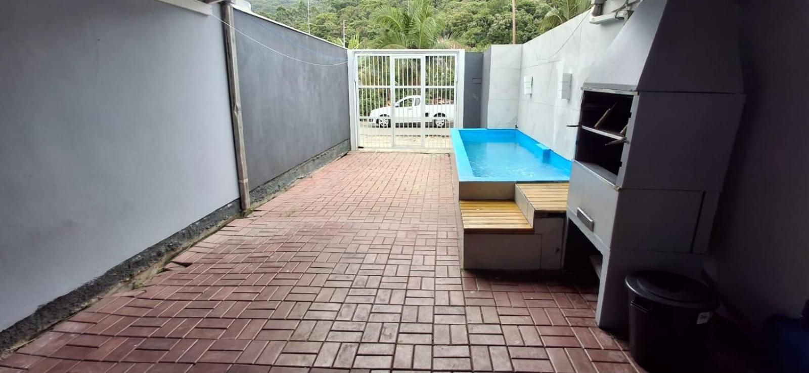 AGATA - CASA INDIVIDUAL COM PISCINA, AR, WI-FI, ATÉ 16 PESSOAS BRUNO KLEMTZ - 10 x sem juros no cartao Itapema Exterior foto